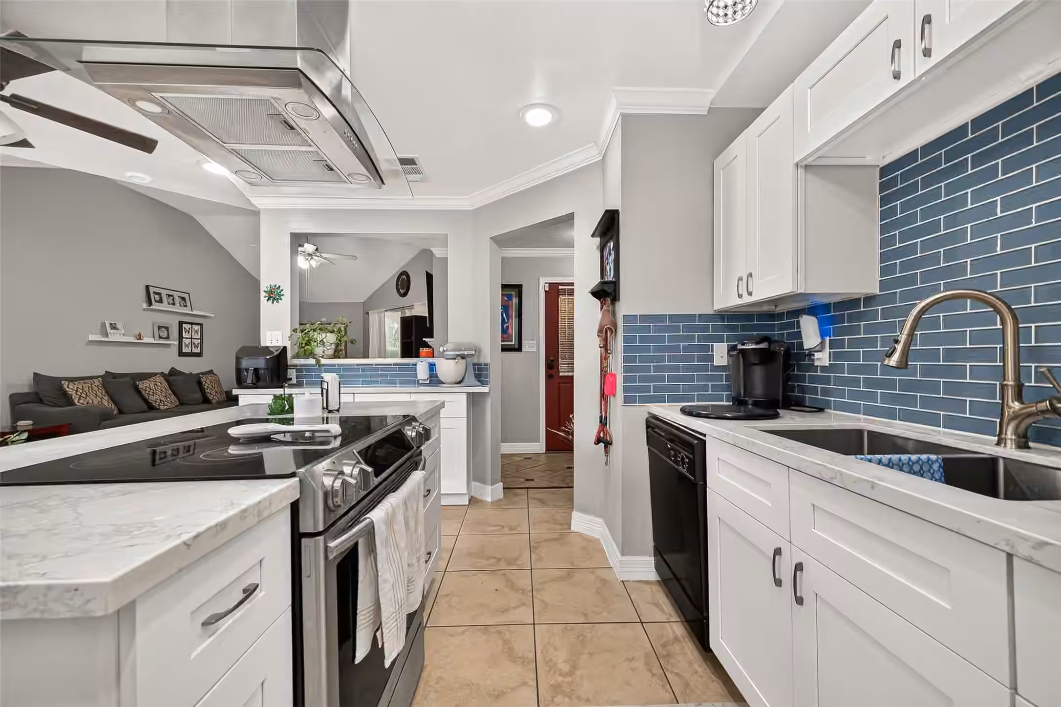 Photo of 17519 Davenway Drive, Houston, TX 77084
