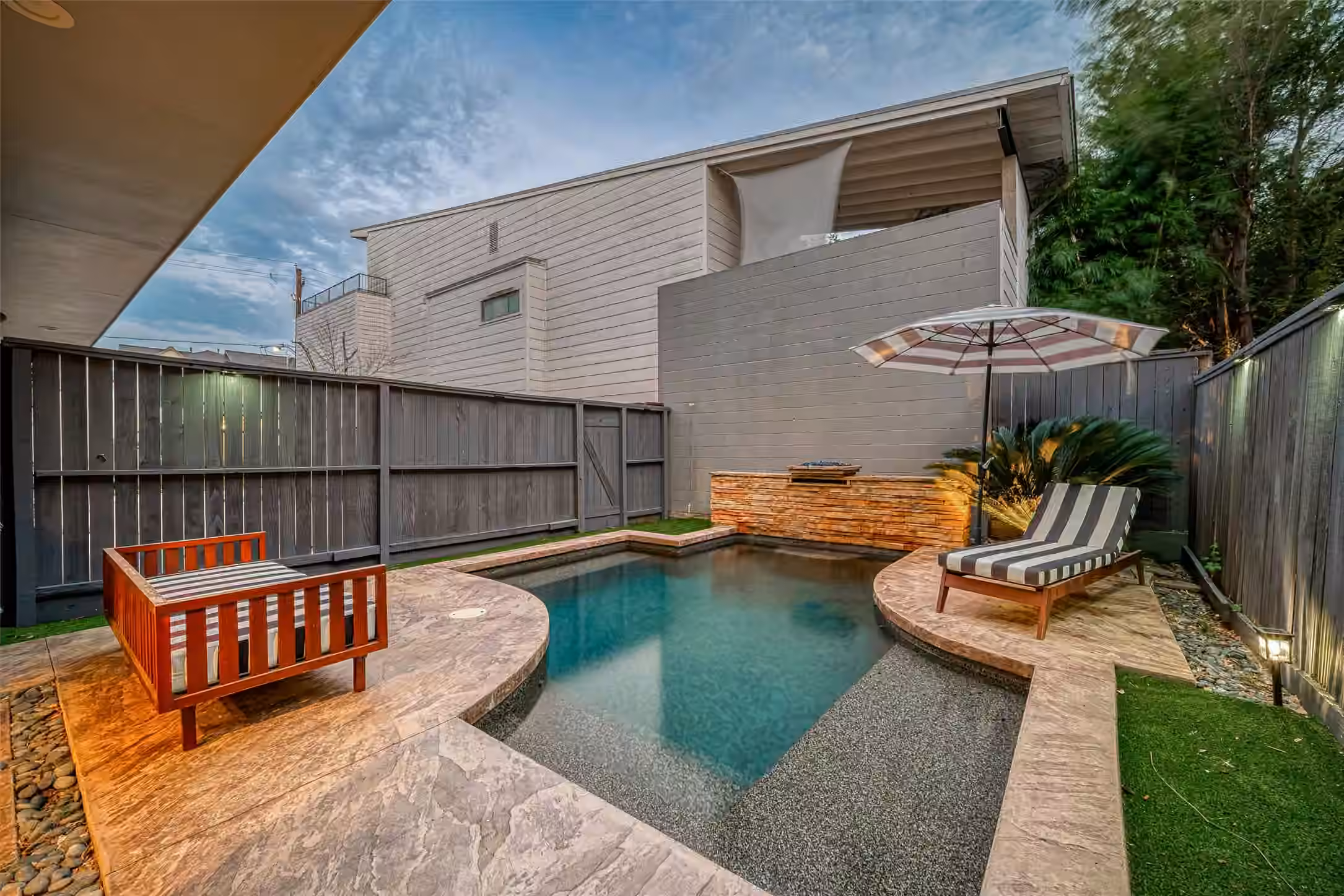 Photo of 2717 Morrison Street B, Houston, TX