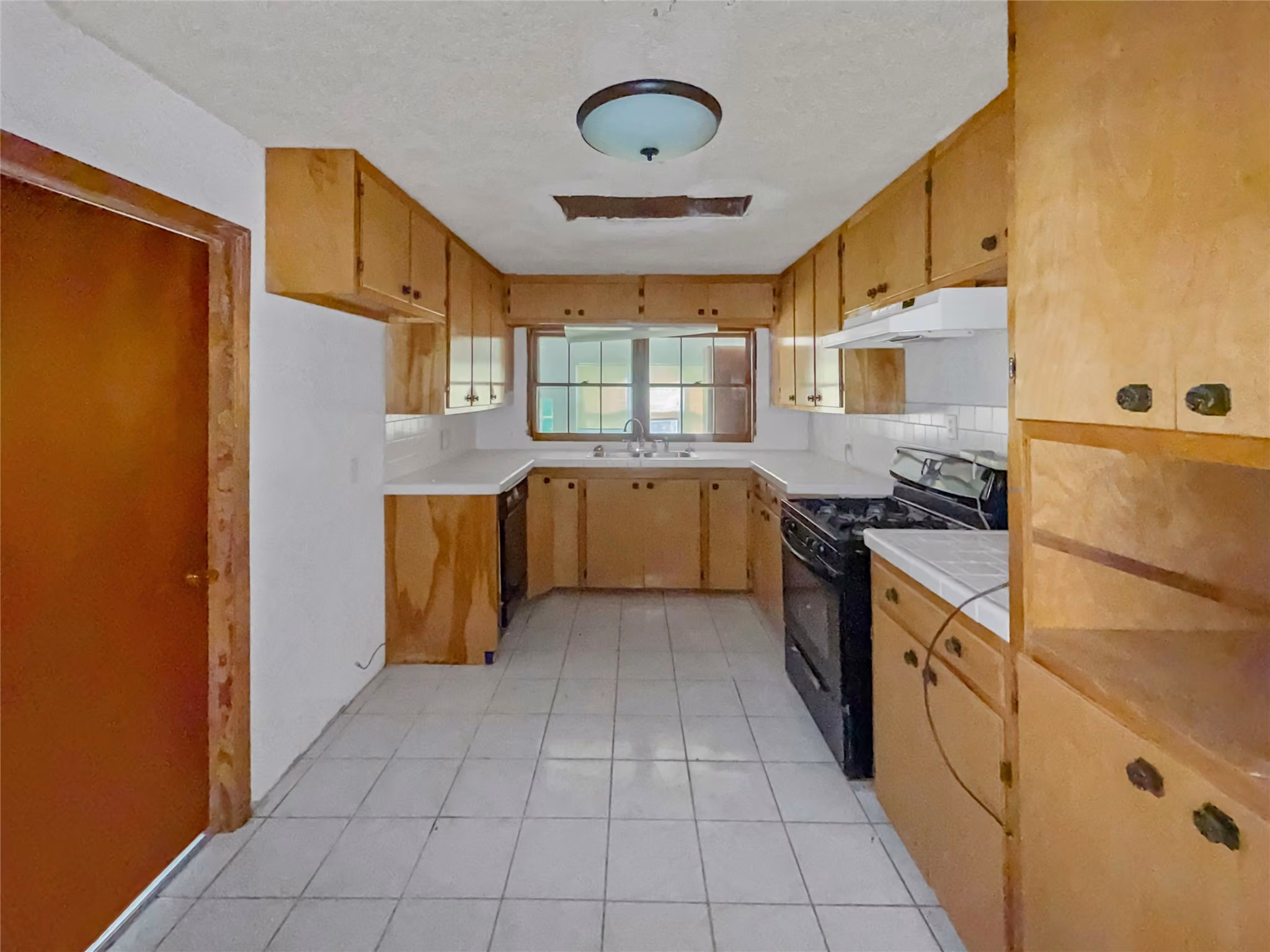 Photo 7 of 613 22nd Avenue N, Texas City, TX