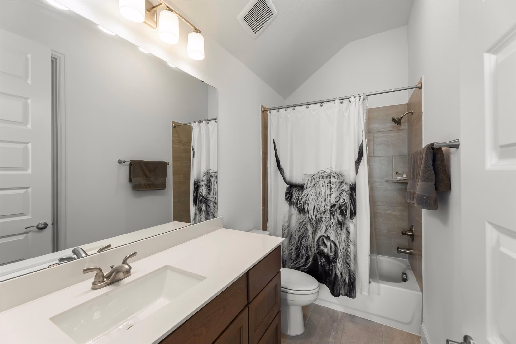 Photo 6 of 27319 Texas Bluebonnet Trail, Hockley, TX