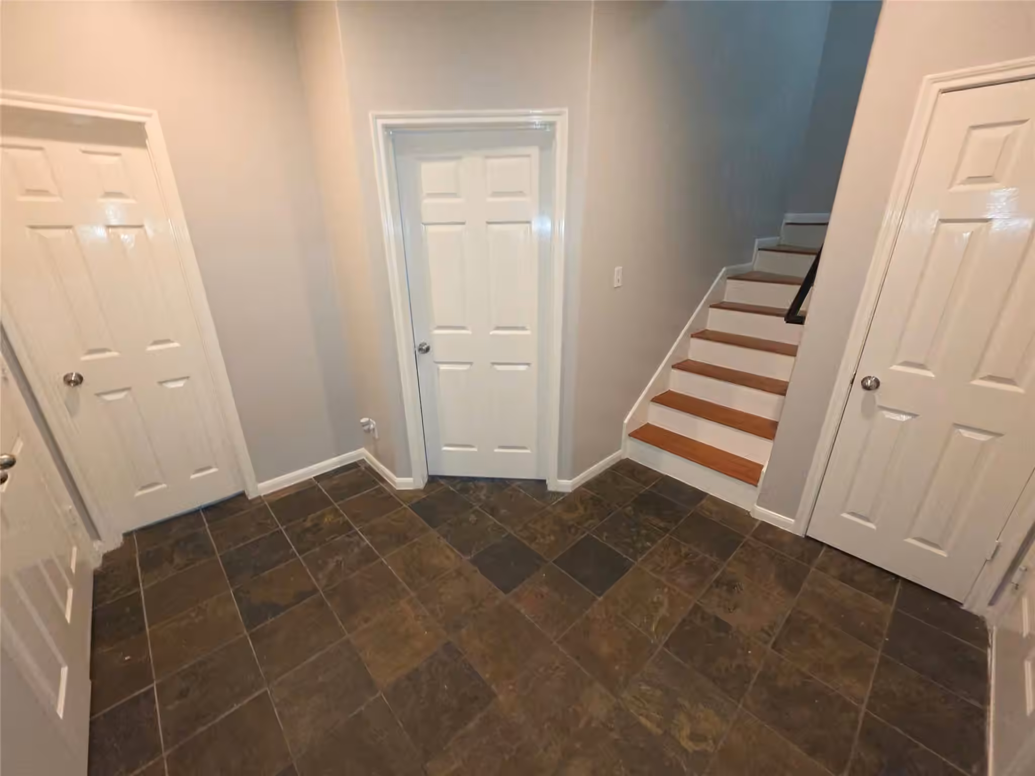 Photo 5 of 4323 Marina Street C, Houston, TX