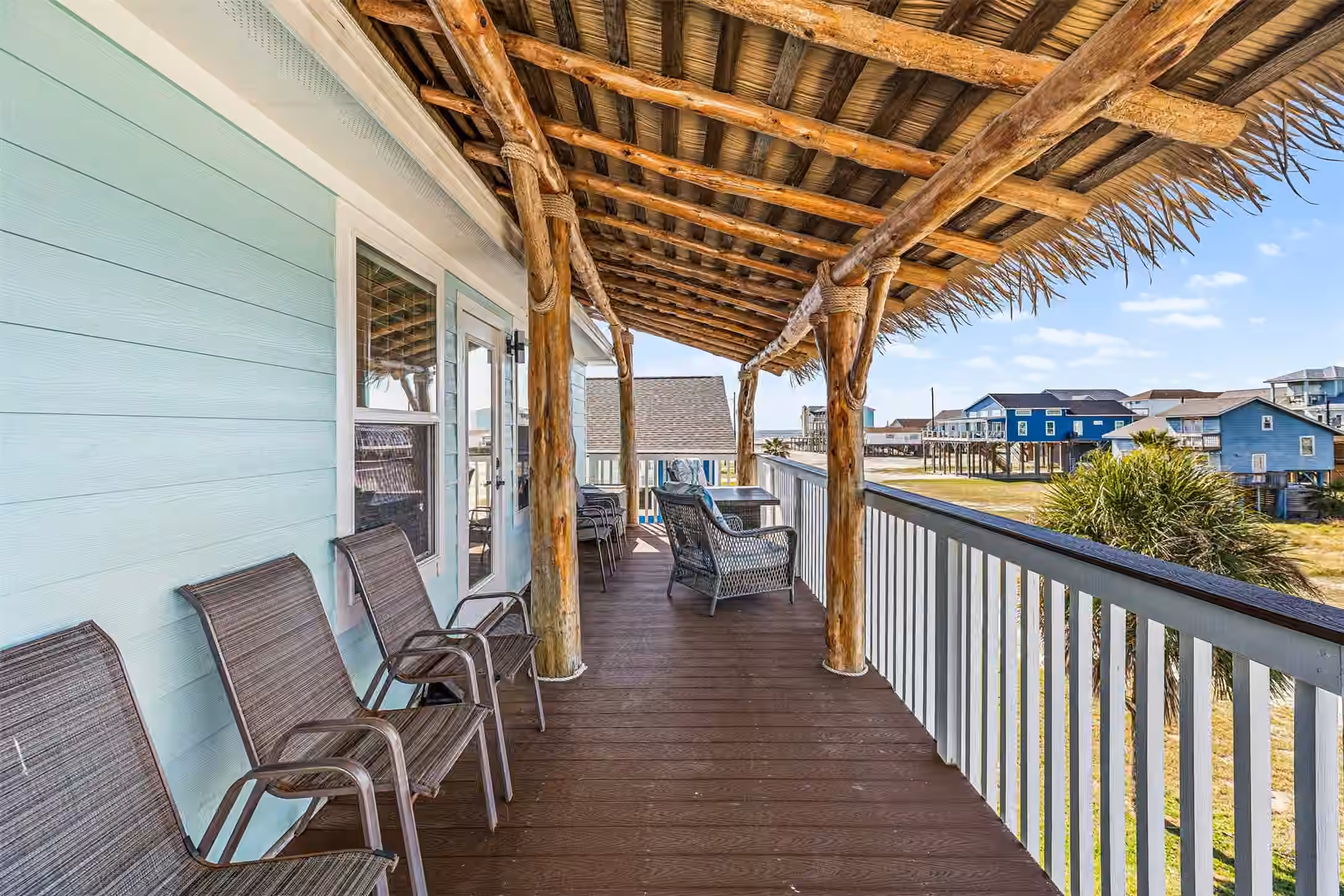 Photo 7 of 12922 Buccaneer Parkway, Freeport, TX