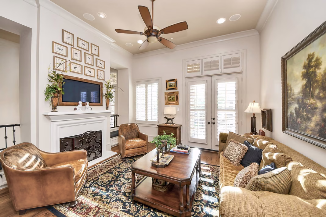 Photo 6 of 1406 Lake Pointe Parkway, Sugar Land, TX