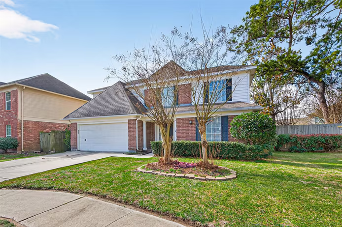Photo 3 of 19139 Long Timber Drive, Humble, TX