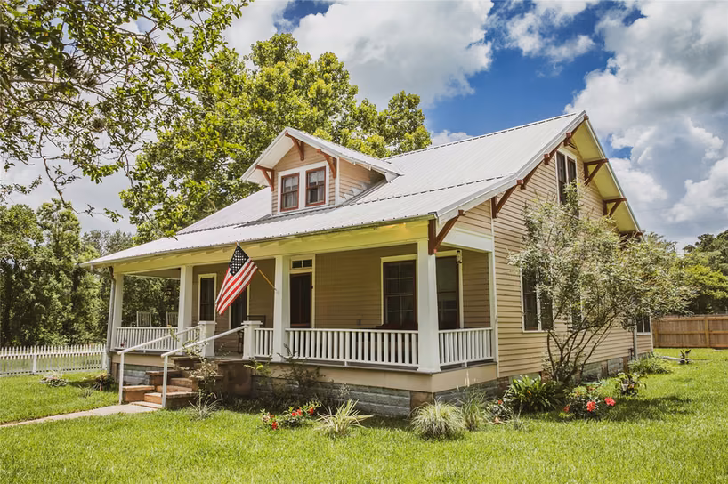 Photo of 10753 Track Rd E, Cat Spring, TX