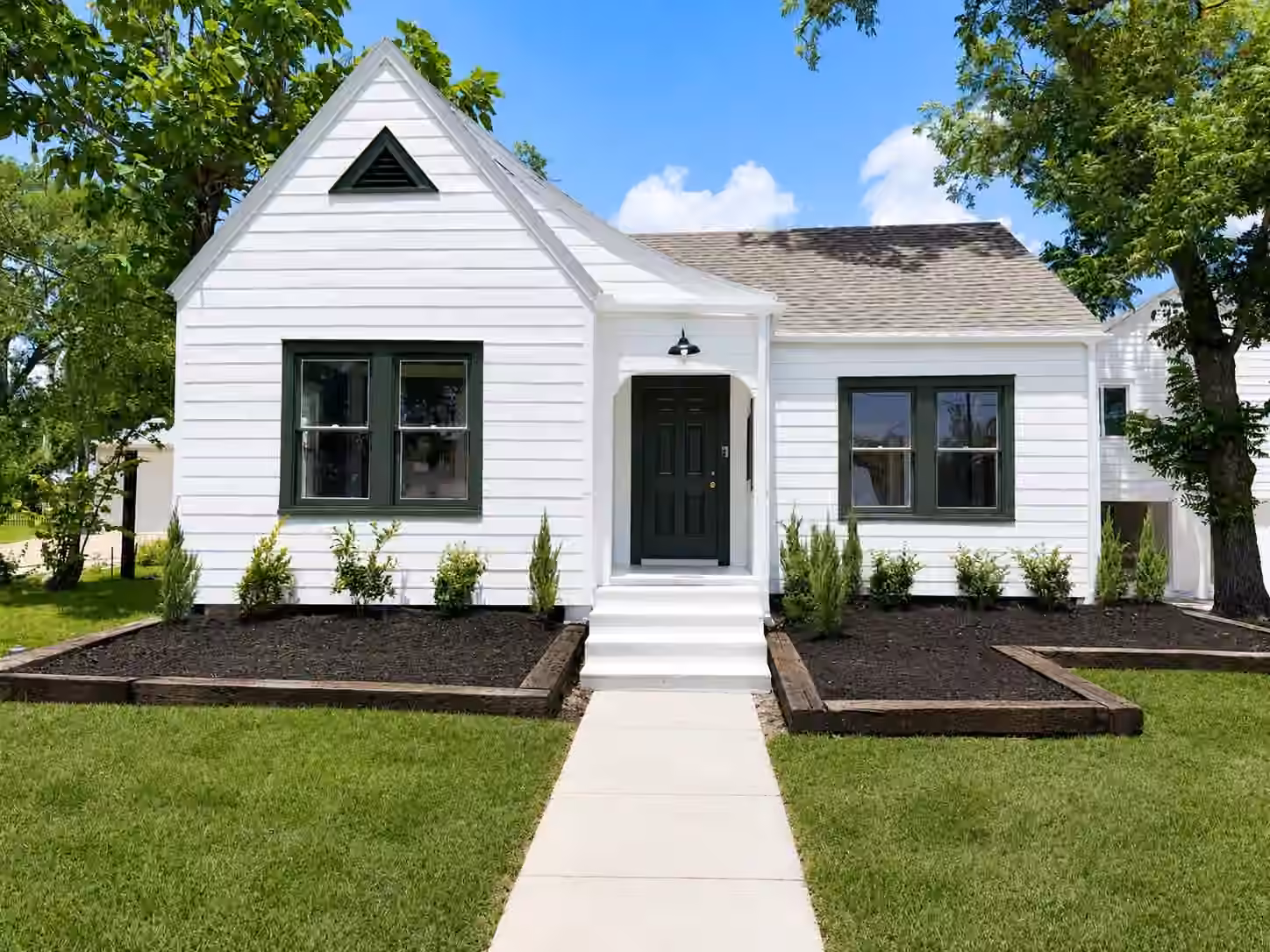 Photo of 122 N Holland Street, Bellville, TX 77418