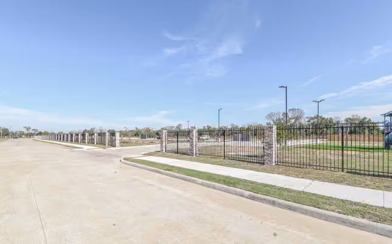 Photo 6 of 500 Legacy 407, Alvin, TX