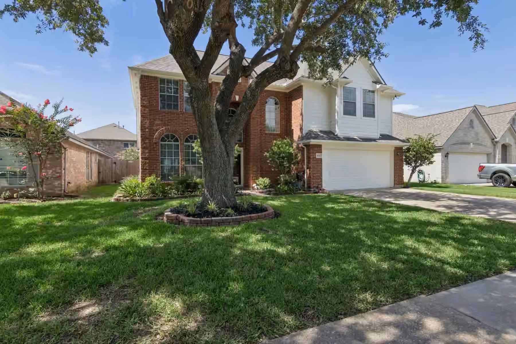 Photo 3 of 5011 Sienna Heights Lane, Pasadena, TX