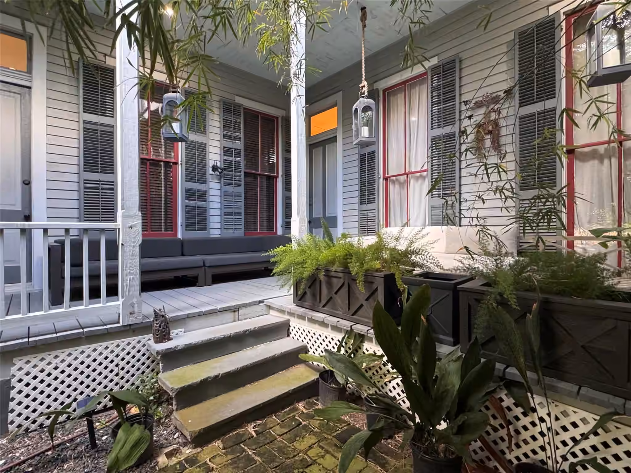 Photo 2 of 1515 Postoffice Street, Galveston, TX