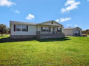 Photo 2 of 13515 Matthew Dr, Alvin, TX