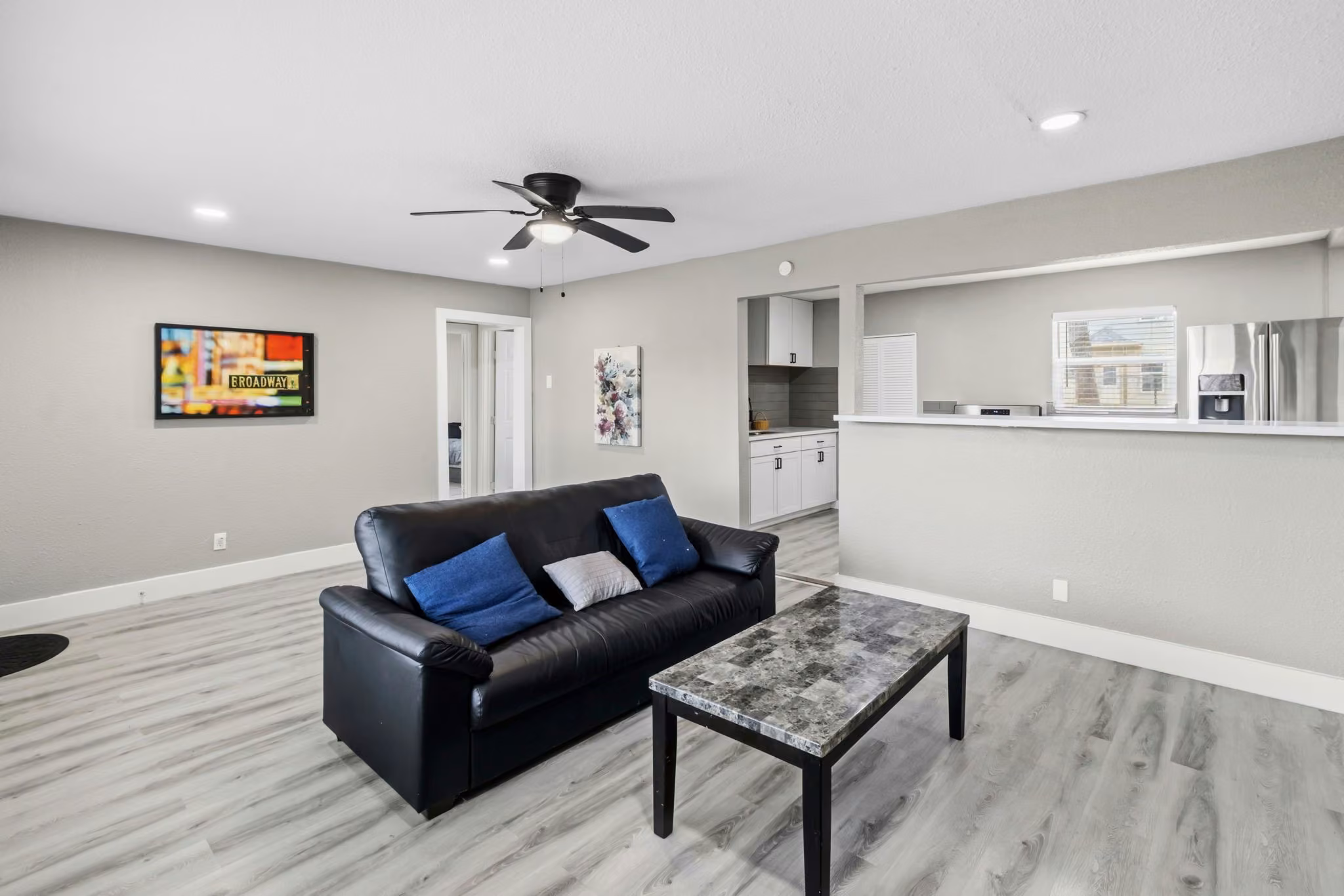 Photo 3 of 5914 Southcrest St Street, Houston, TX
