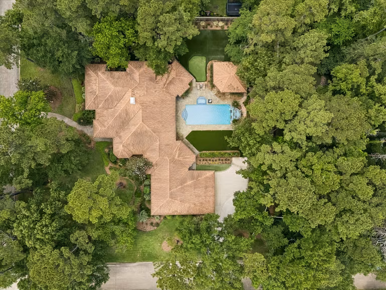 Photo 3 of 5 Magnolia Woods Drive, Kingwood, TX