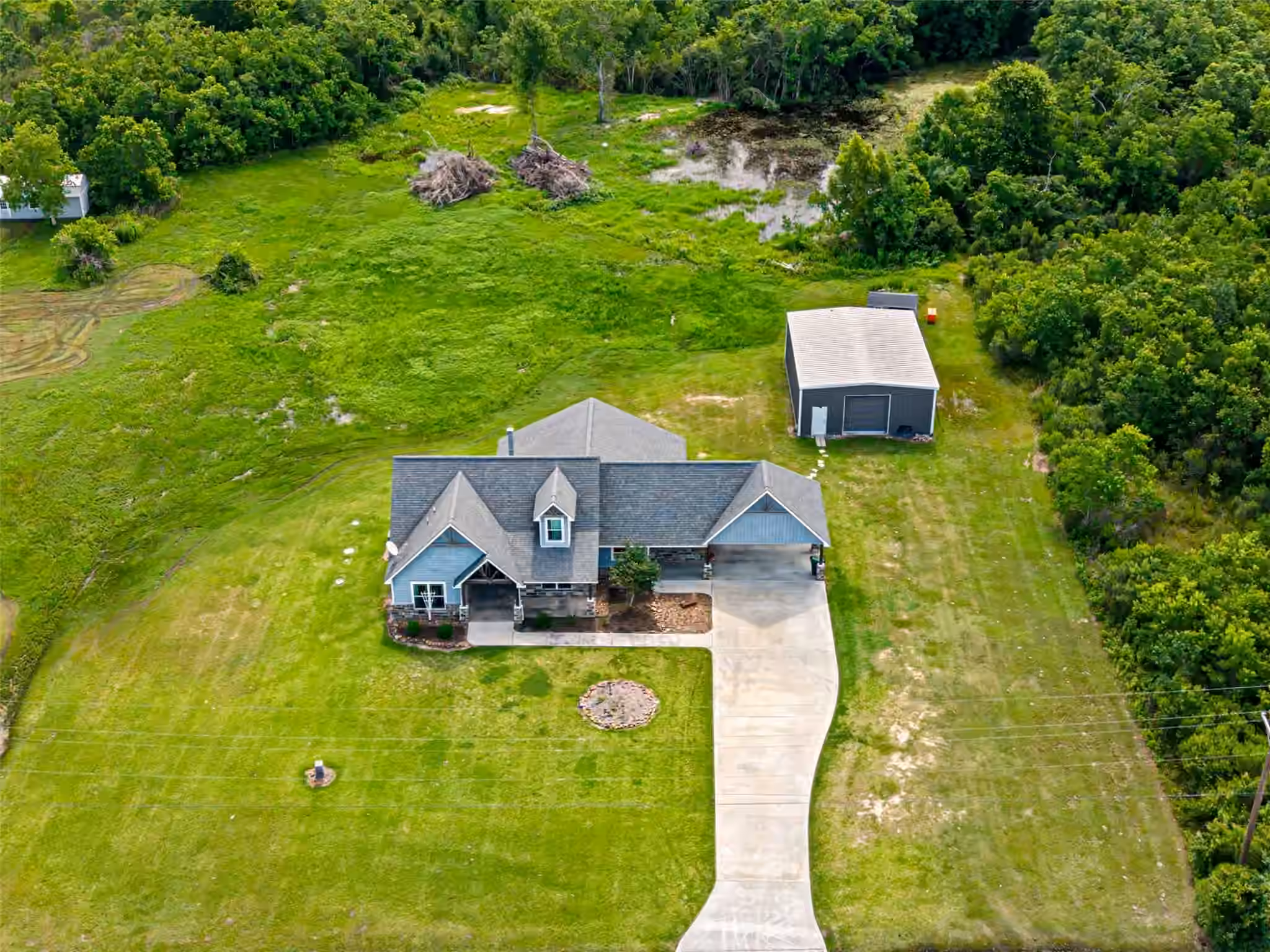 Photo 5 of 1580 County Road 614, Dayton, TX