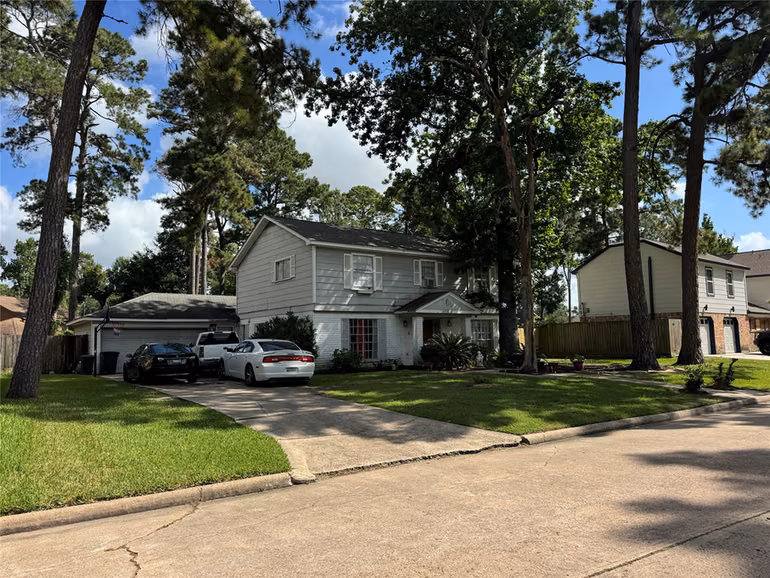 Photo 3 of 14926 Parkville Drive, Houston, TX