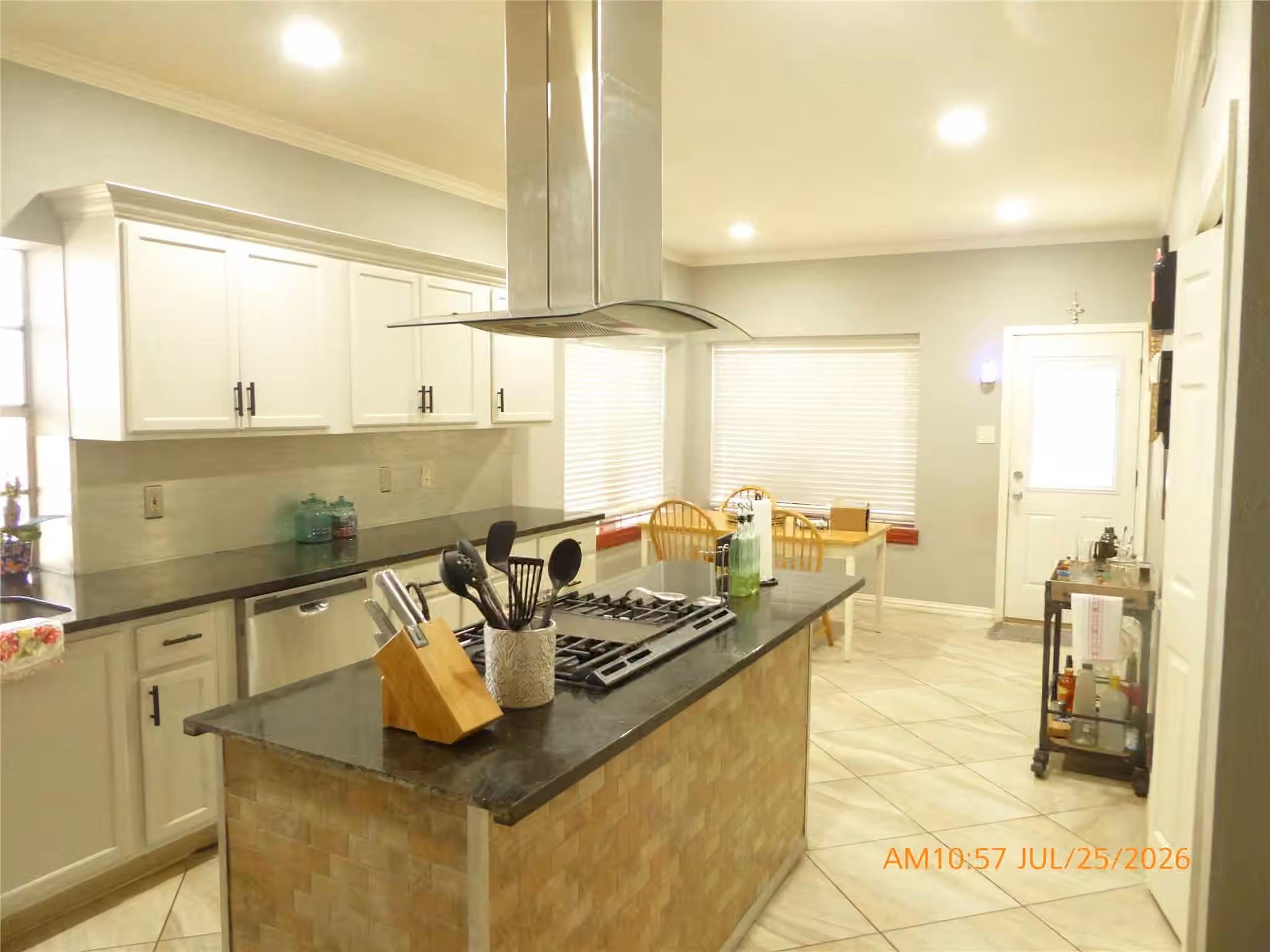 Photo 5 of 5126 Prairie Creek Drive, Houston, TX