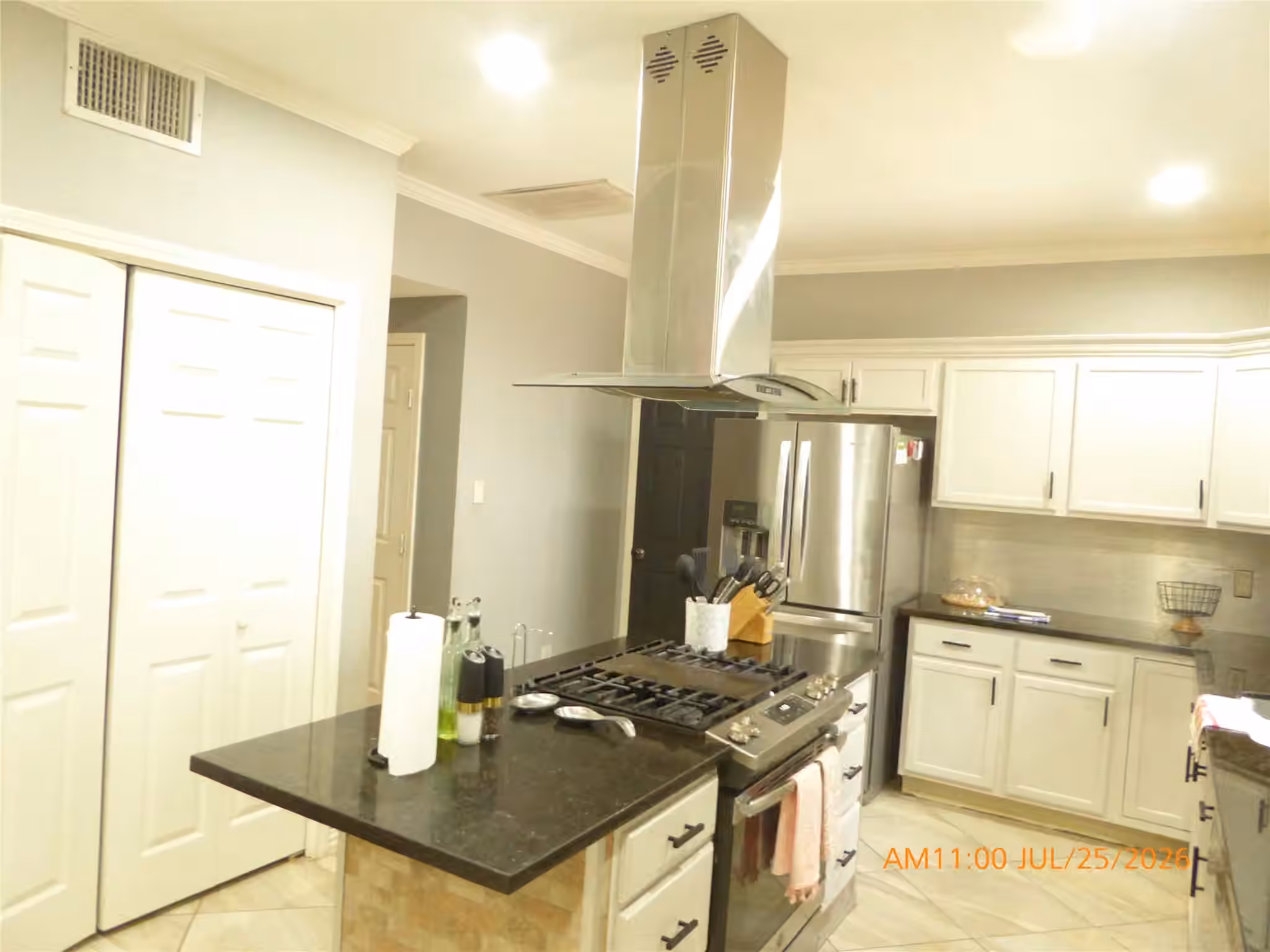 Photo 7 of 5126 Prairie Creek Drive, Houston, TX