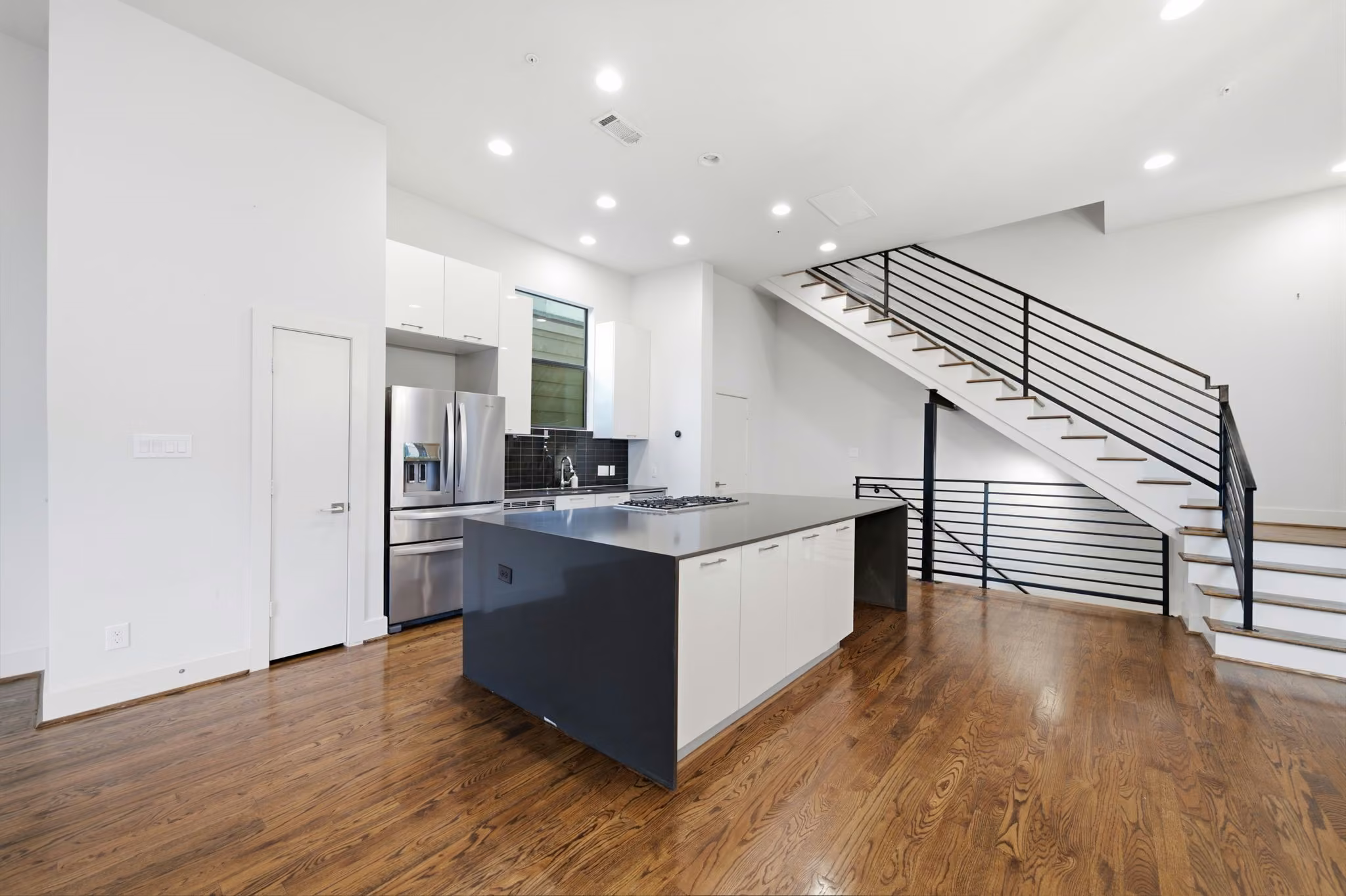 Photo 7 of 1215 Summer Street C, Houston, TX
