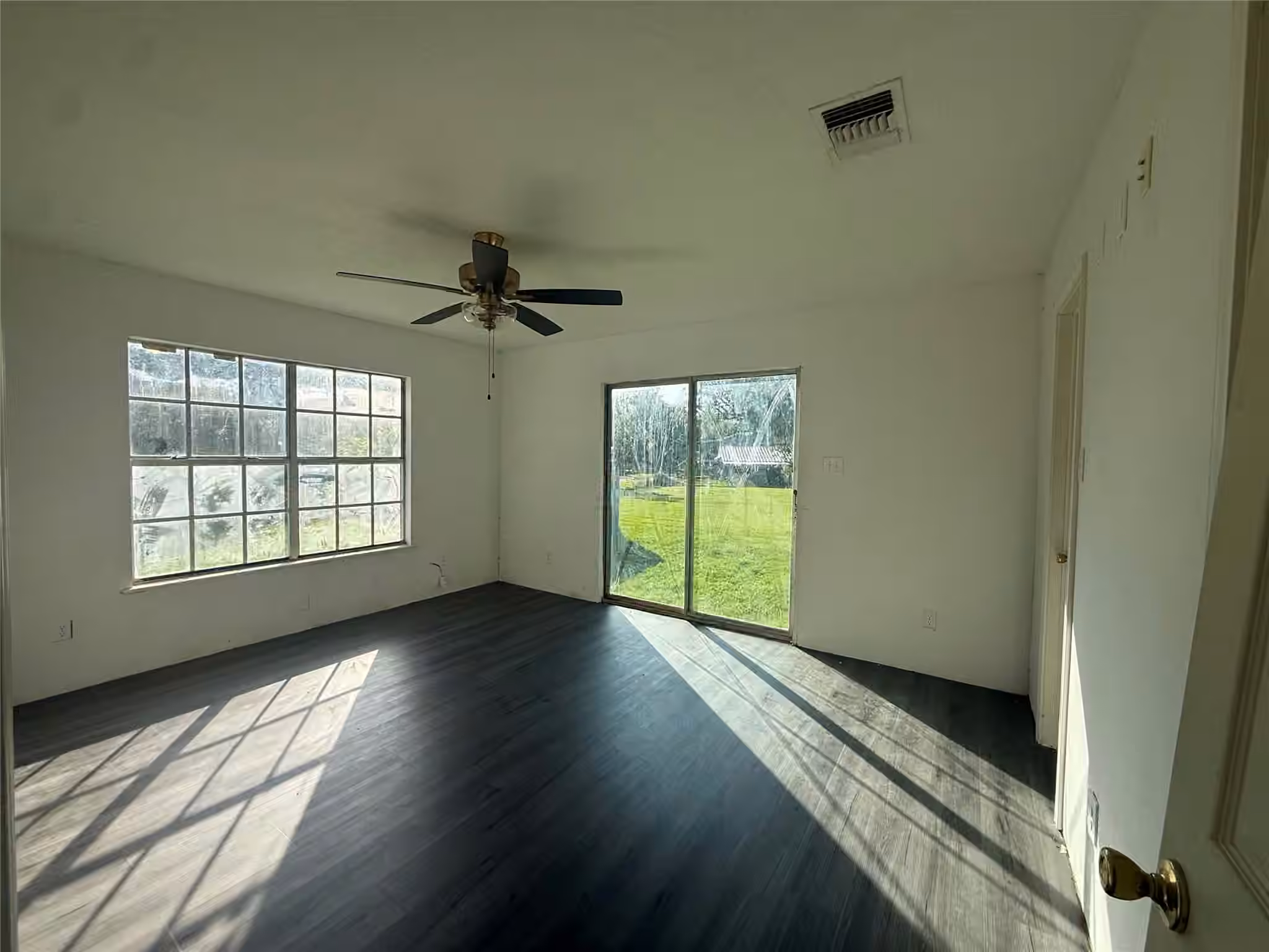 Photo 2 of 292 Manila Drive, Angleton, TX