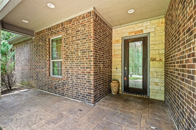 Photo 6 of 13191 Royal Lake Drive, Conroe, TX