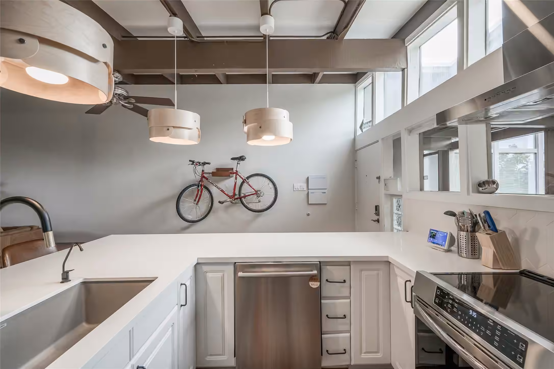 Photo 5 of 5222 Memorial Drive 5222, Houston, TX