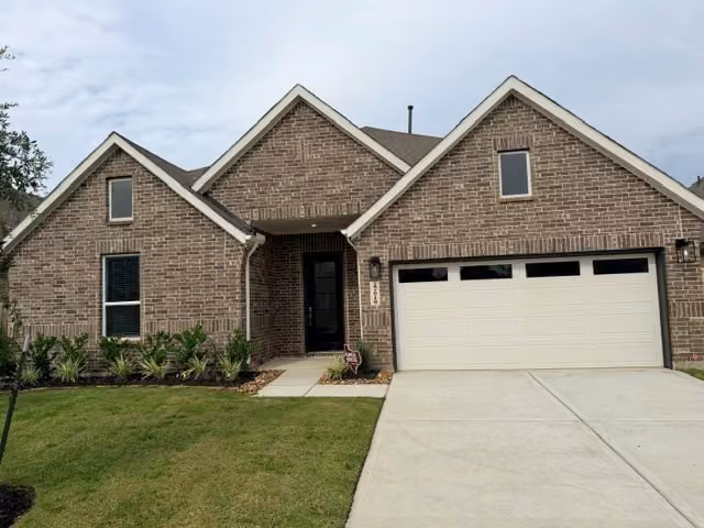 Photo of 27019 West Rustlers Bend, Montgomery, TX
