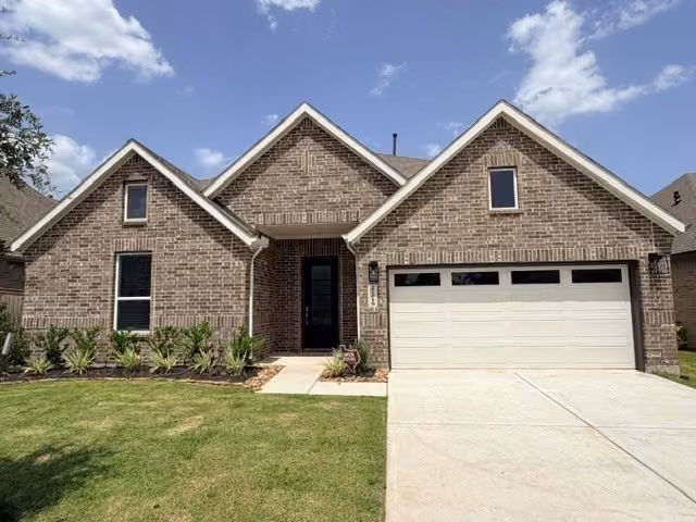 Photo 2 of 27019 West Rustlers Bend, Montgomery, TX