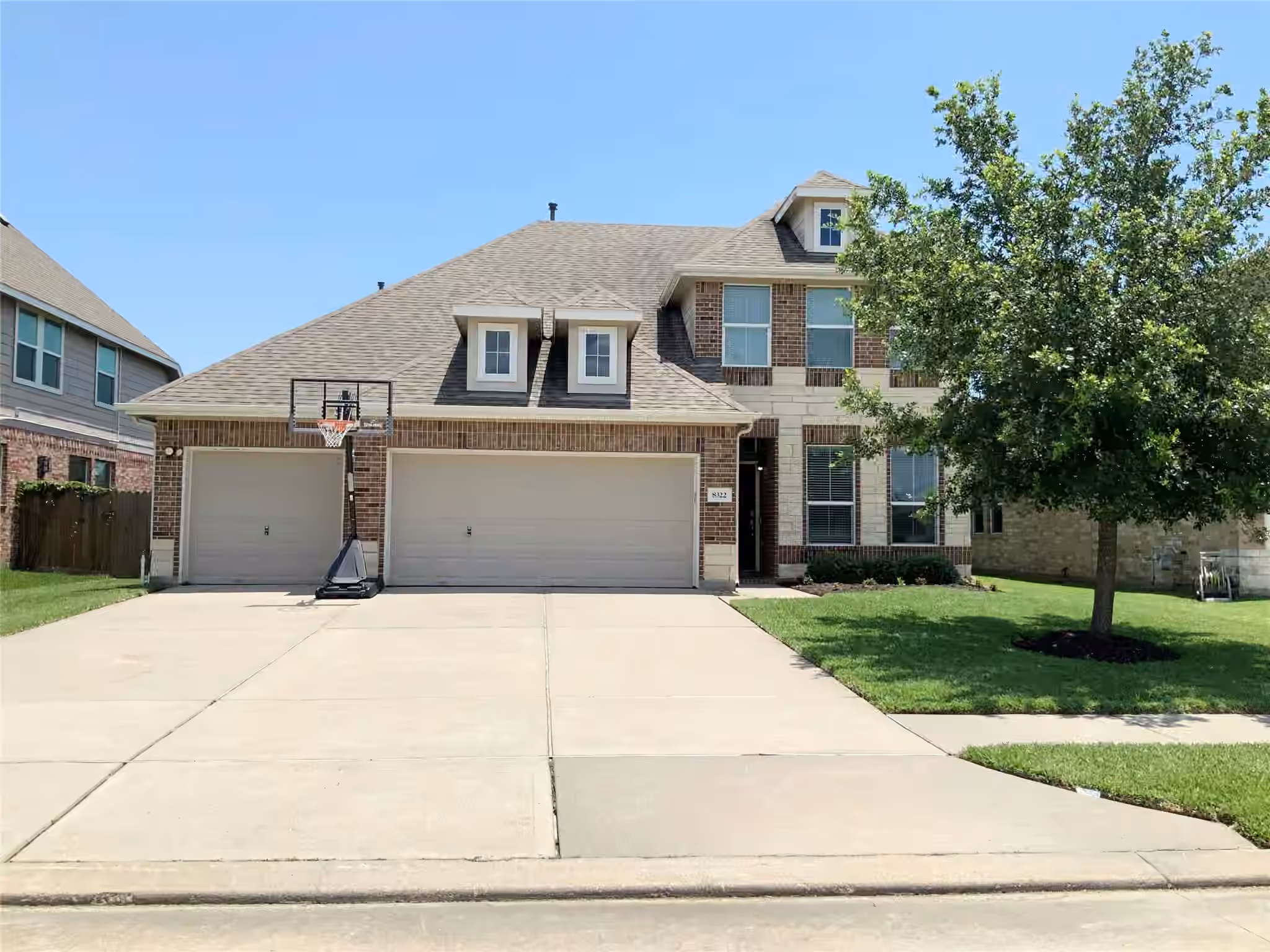 Photo of 8322 Quiet Bay Drive, Baytown, TX