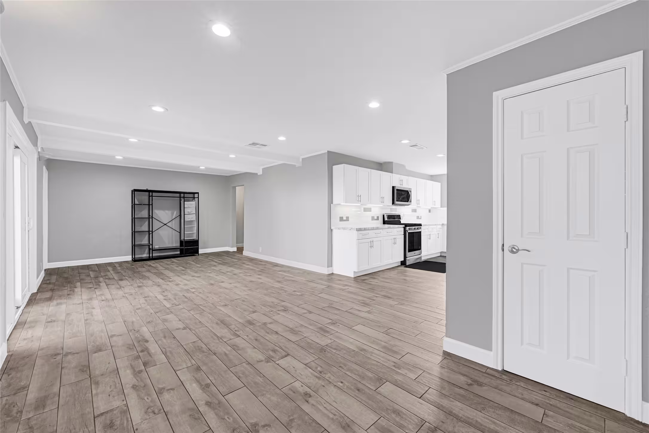 Photo 6 of 5234 Saxon Drive, Houston, TX