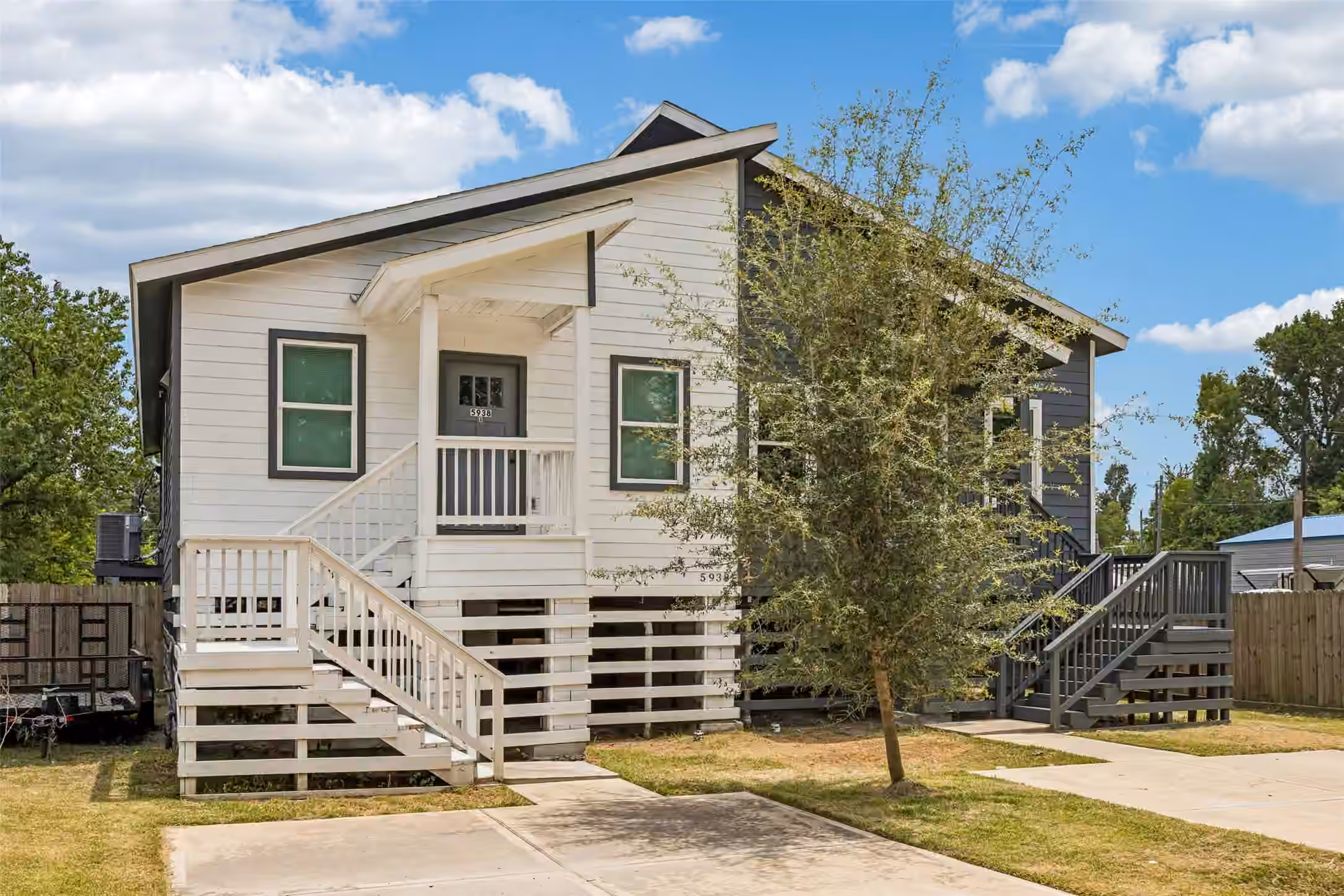 Photo 3 of 5938 Glen Grove Street, Houston, TX