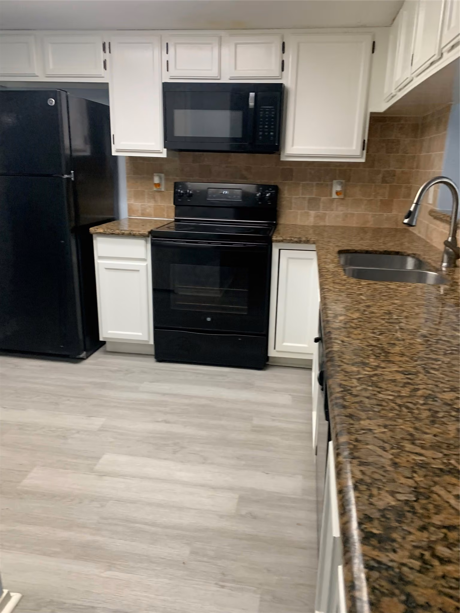 Photo 6 of 14911 Wunderlich Drive 1013, Houston, TX