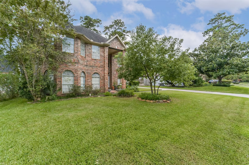 Photo 2 of 7822 Palmer Place Lane, Humble, TX