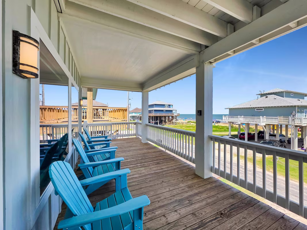 Photo 6 of 1215 Gulf Road, Crystal Beach, TX