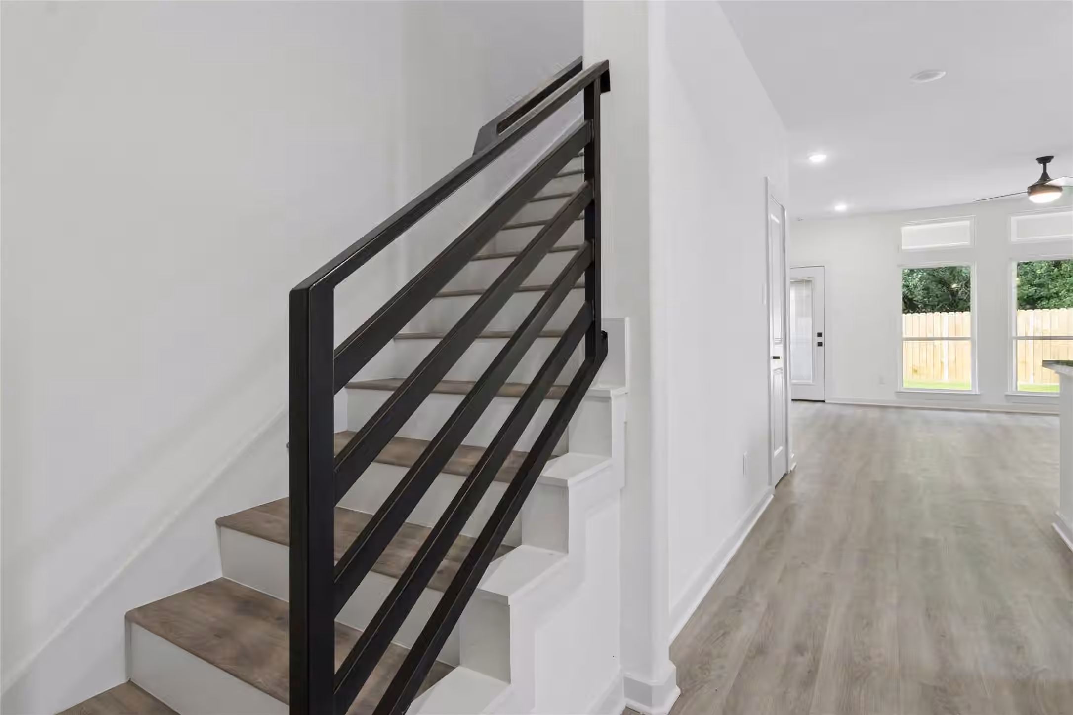 Photo 4 of 3124 Dawson Lane, Houston, TX