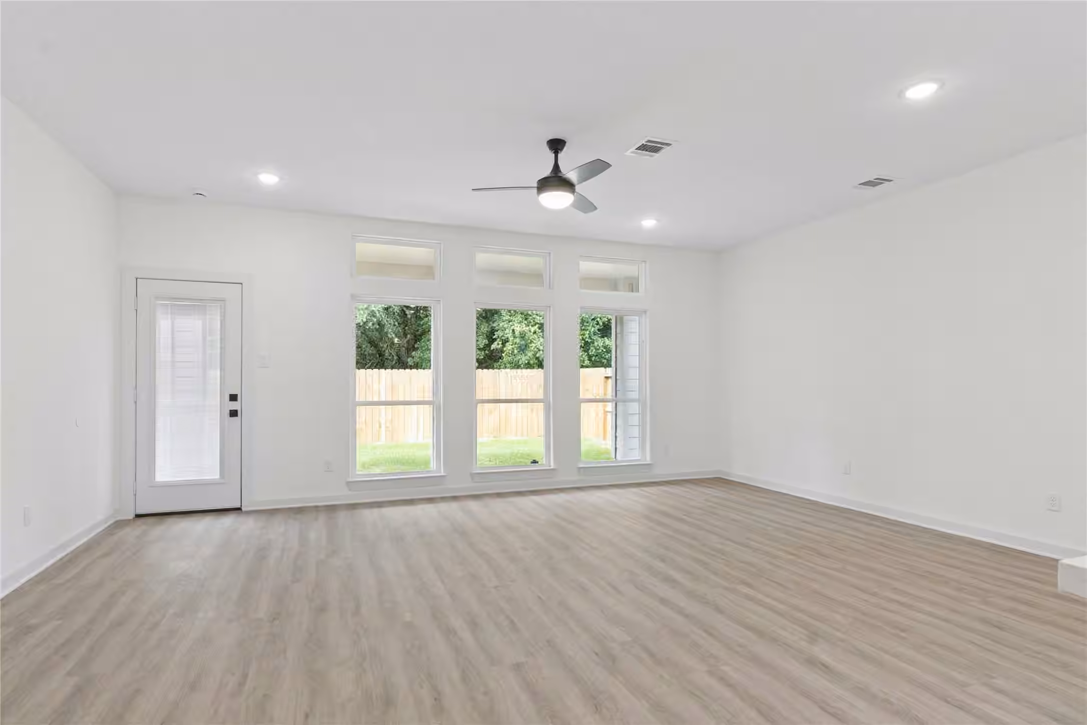 Photo 6 of 3124 Dawson Lane, Houston, TX