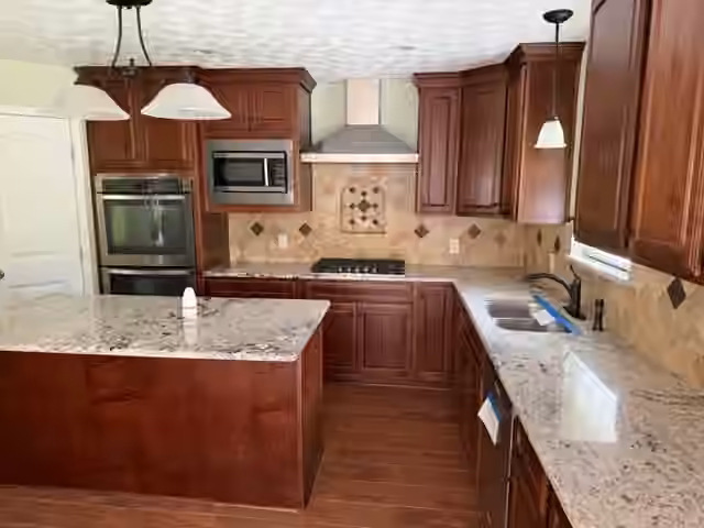 Photo 4 of 167 Linnwood Drive, Woodbranch, TX