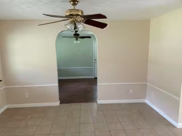 Photo 5 of 167 Linnwood Drive, Woodbranch, TX