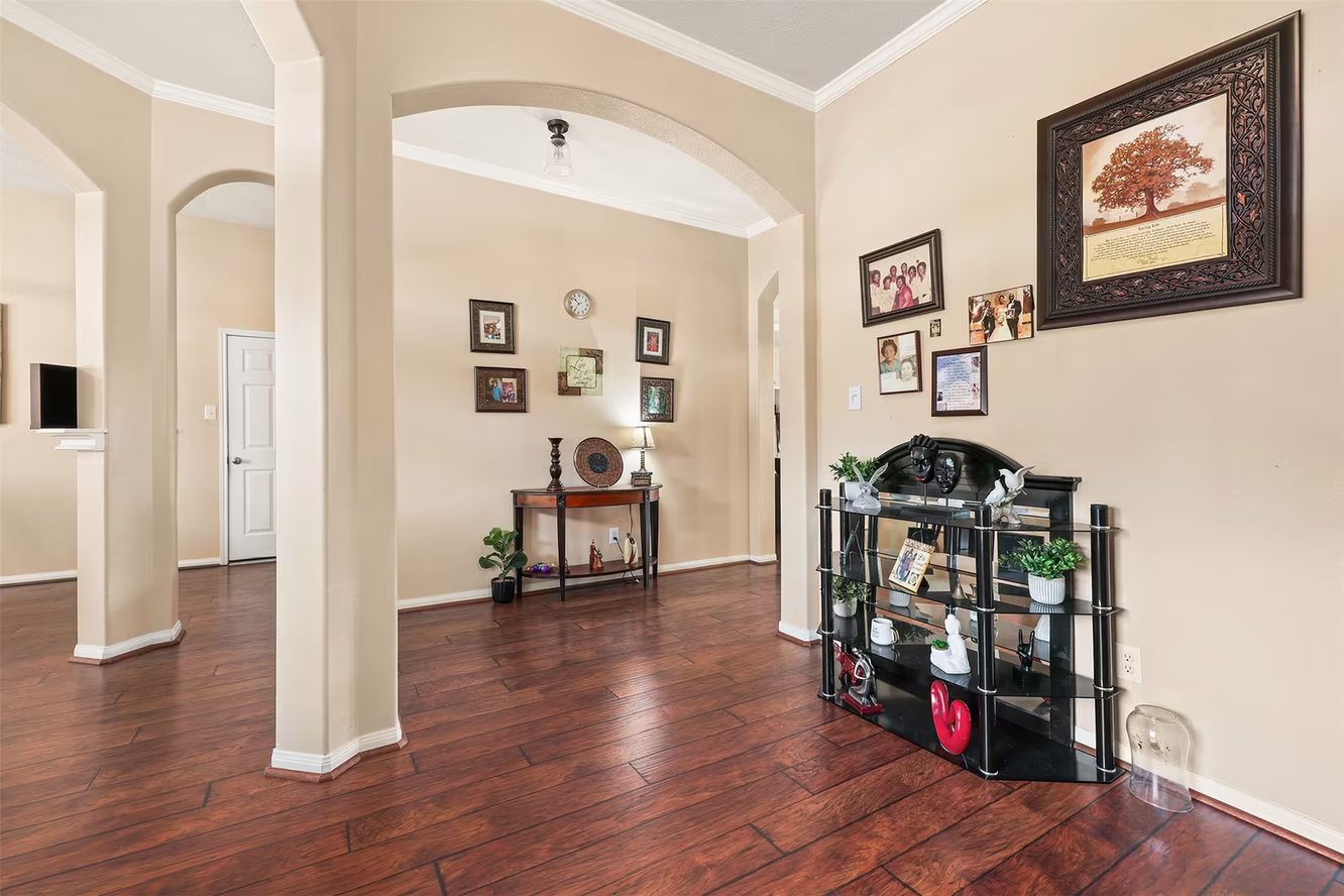 Photo 5 of 4906 Chase Stone Drive, Bacliff, TX