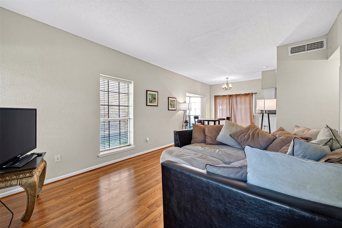Photo 6 of 1515 Sandy Springs Road 1604, Houston, TX