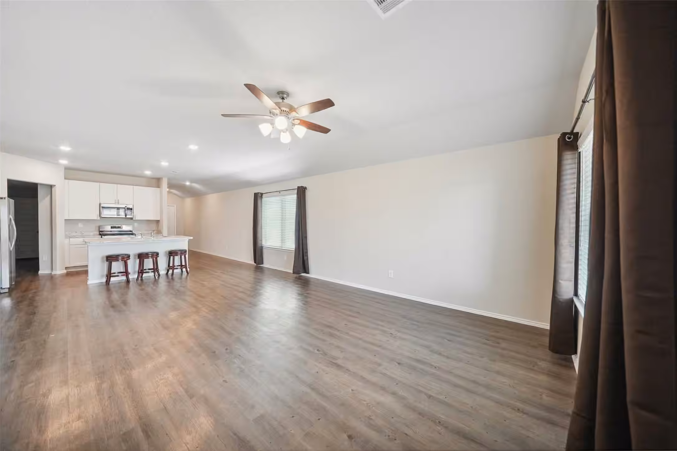 Photo 6 of 21823 Willow River Canyon Lane, Waller, TX