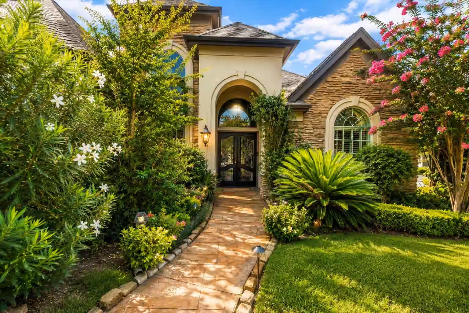 Photo 2 of 16606 Bridge Creek Falls Court, Spring, TX