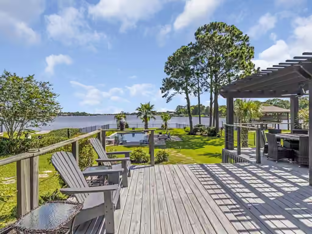 Photo 7 of 217 Lakeshore Circle, Seabrook, TX