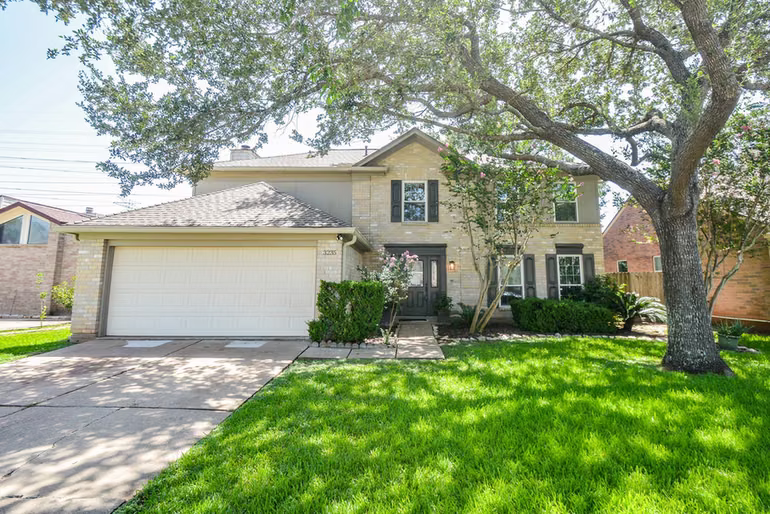 Photo 2 of 3235 E Rangecrest Place, Sugar Land, TX