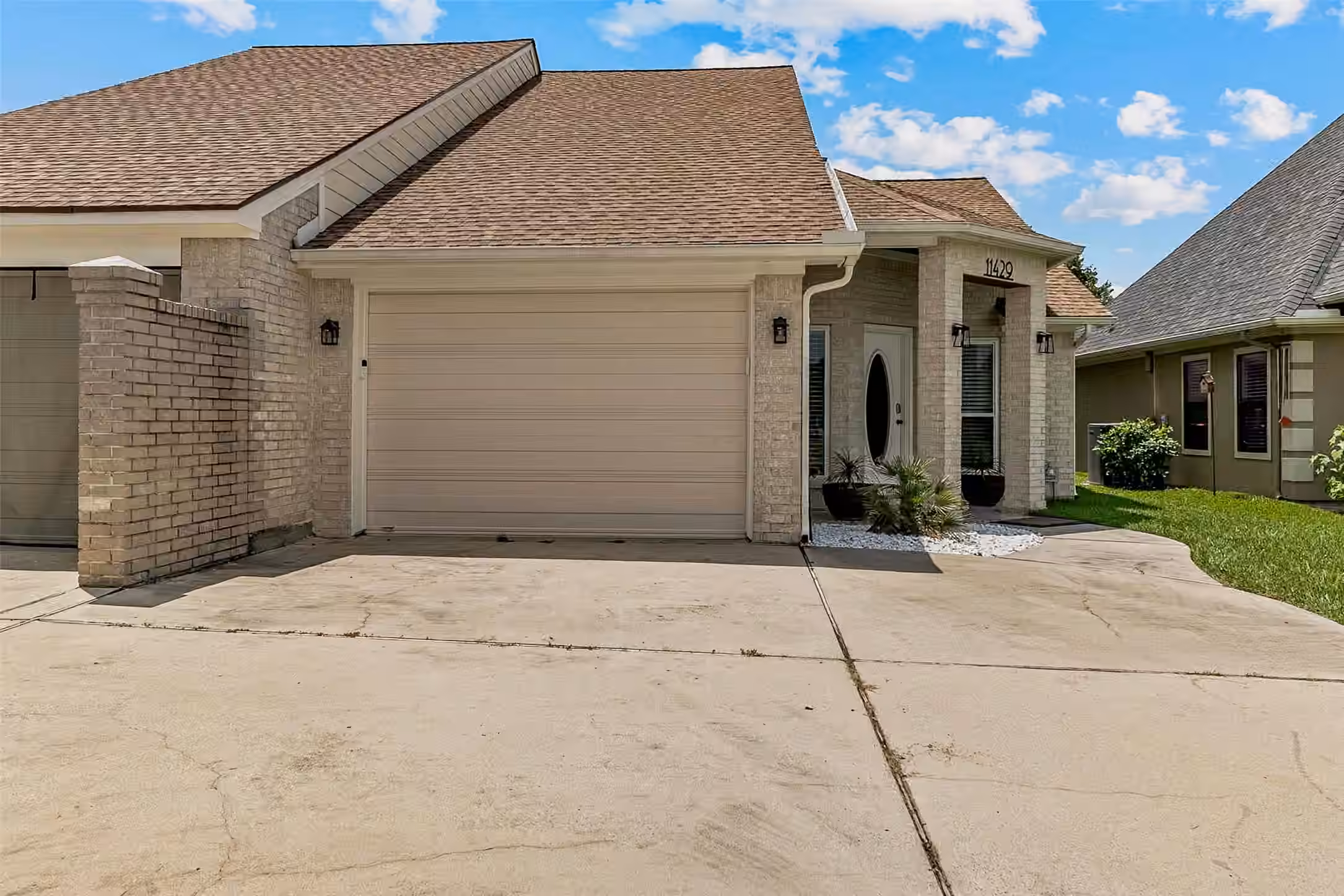 Photo 3 of 11429 Outrigger Drive, Willis, TX