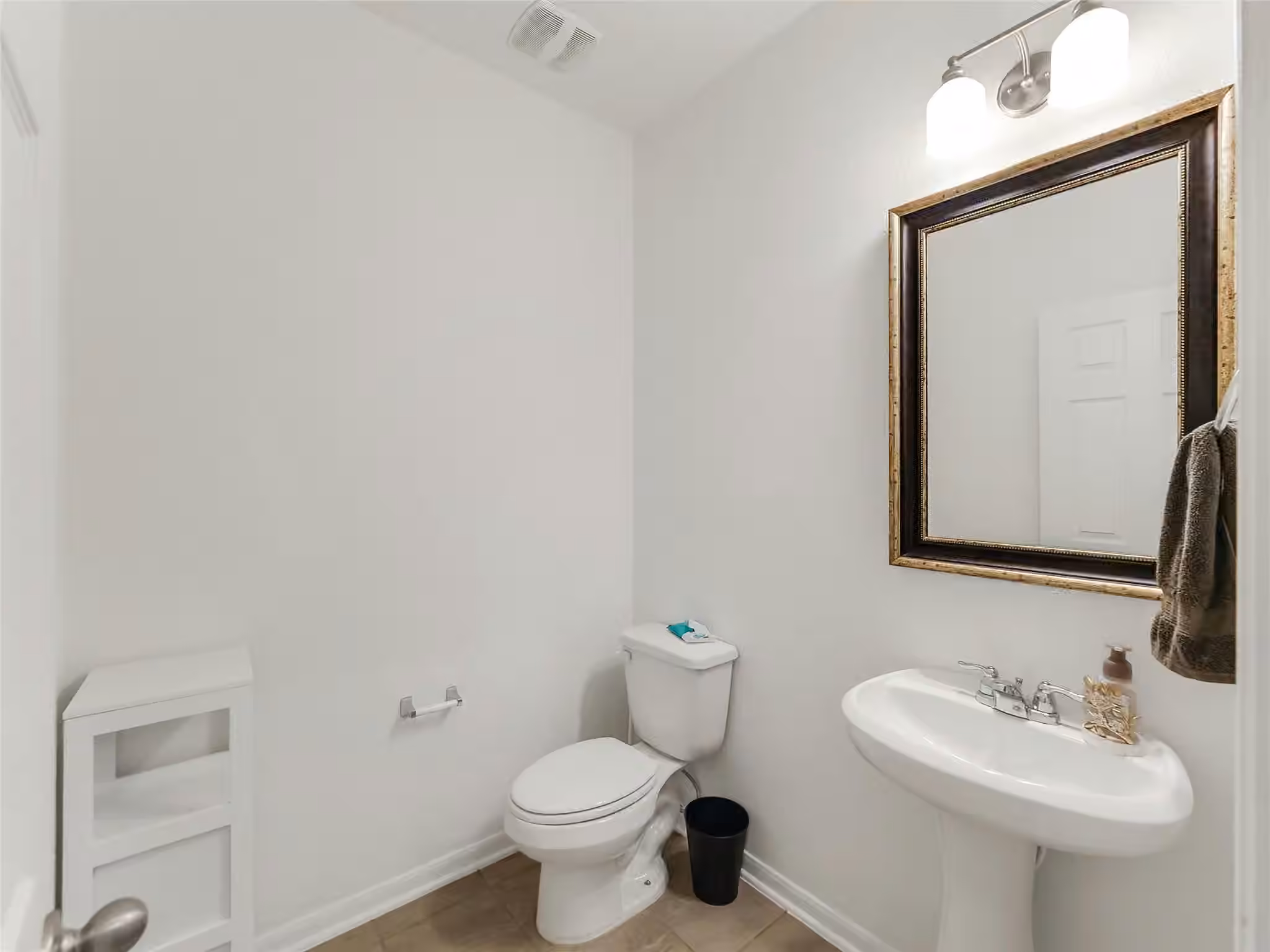 Photo 7 of 8610 Cichlid Lane, Cypress, TX