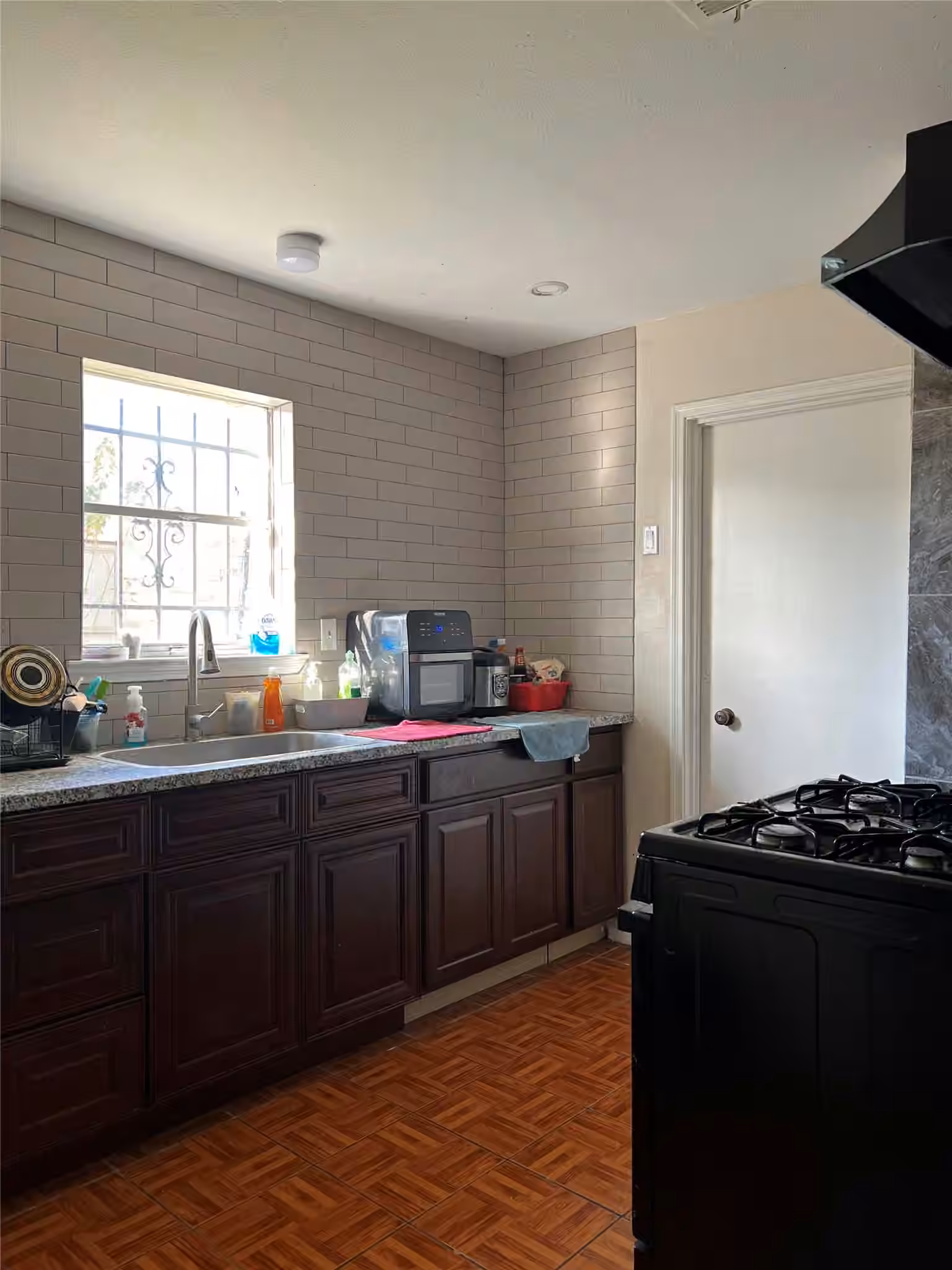 Photo 7 of 8811 Leader Street, Houston, TX
