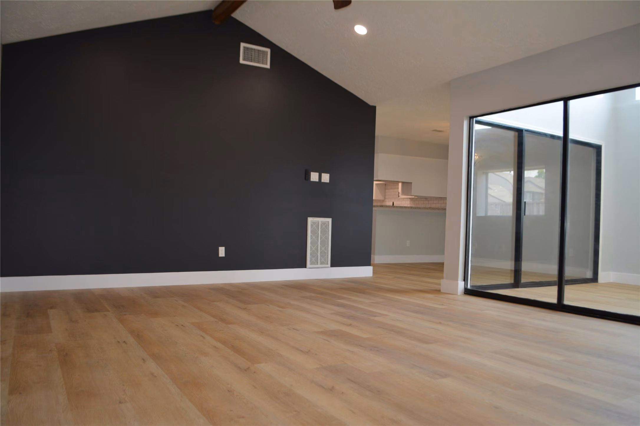 Photo 7 of 11526 S Kirkwood Road, Houston, TX