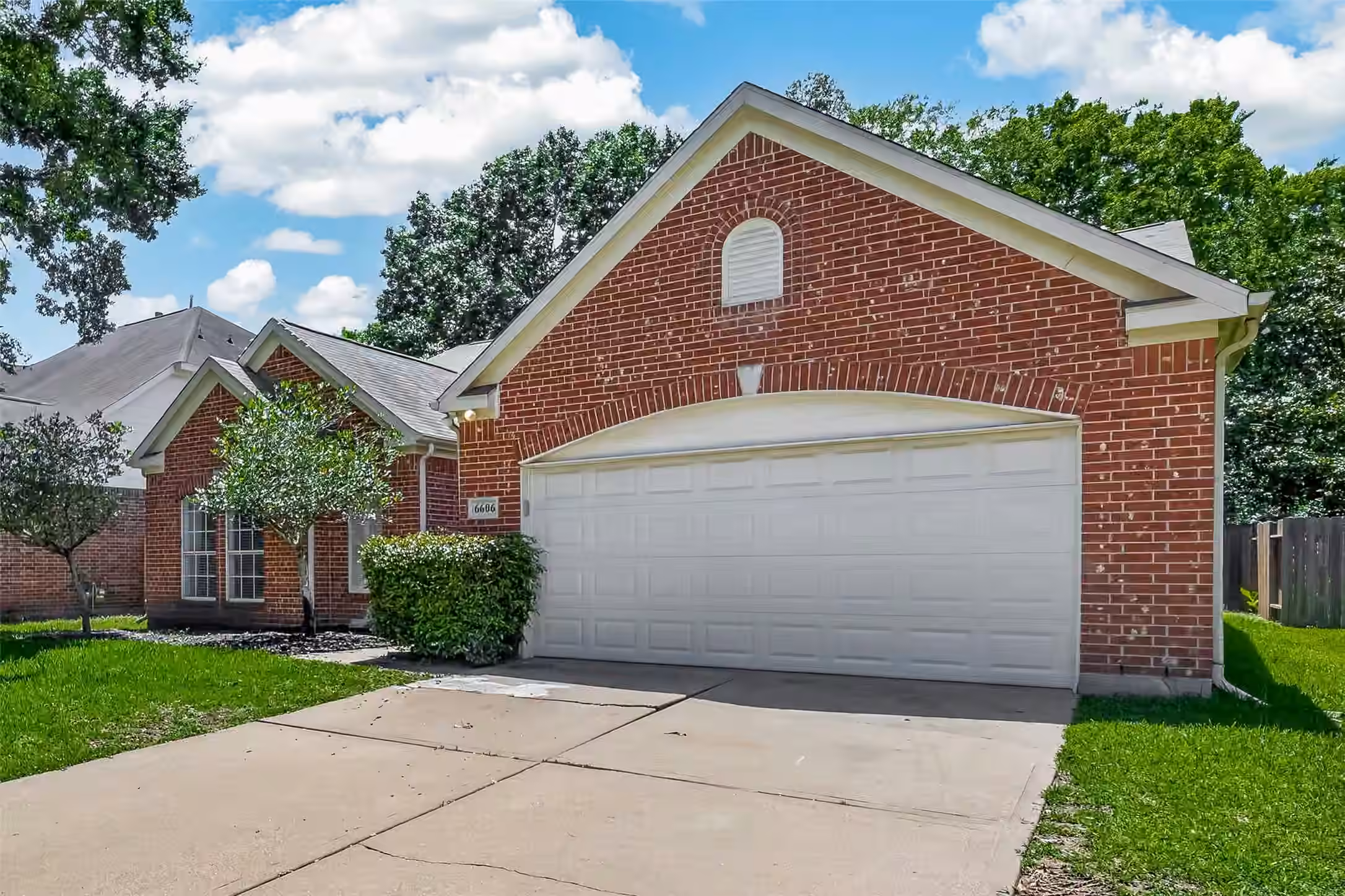 Photo 3 of 6606 Belmont Bend, Katy, TX