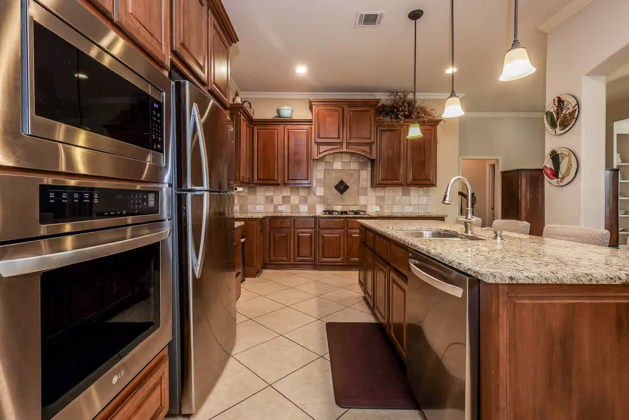 Photo 6 of 17007 Thomastone Lane, Humble, TX