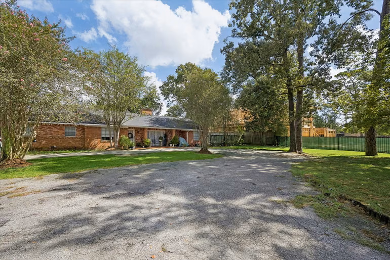 Photo 2 of 9330 Memorial Drive, Houston, TX