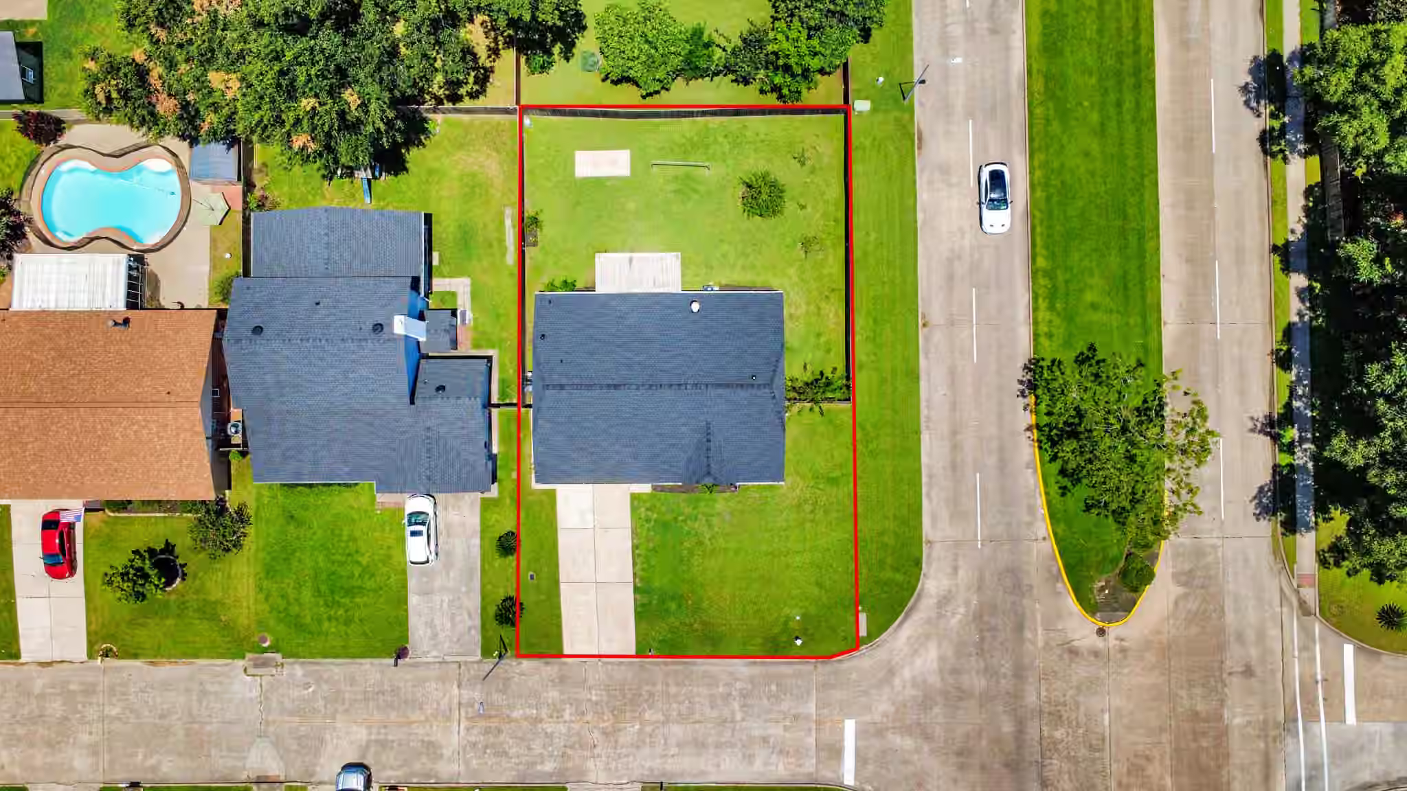Photo 5 of 8402 Church Light Lane, Houston, TX